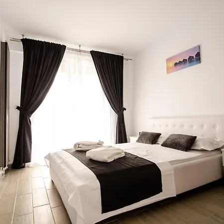 Iris Alezzi Beach Apartament