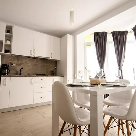 Apartament Iris Alezzi Beach