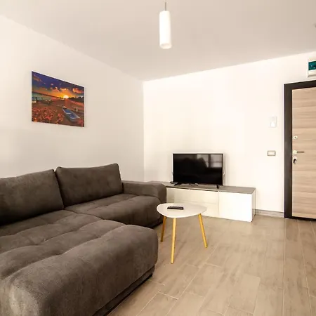 Apartament Iris Alezzi Beach *